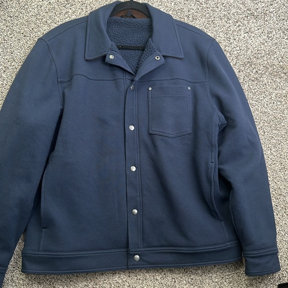 Banana Republic navy blue jacket snap closure fleece inside great condition - Picture 6 of 9